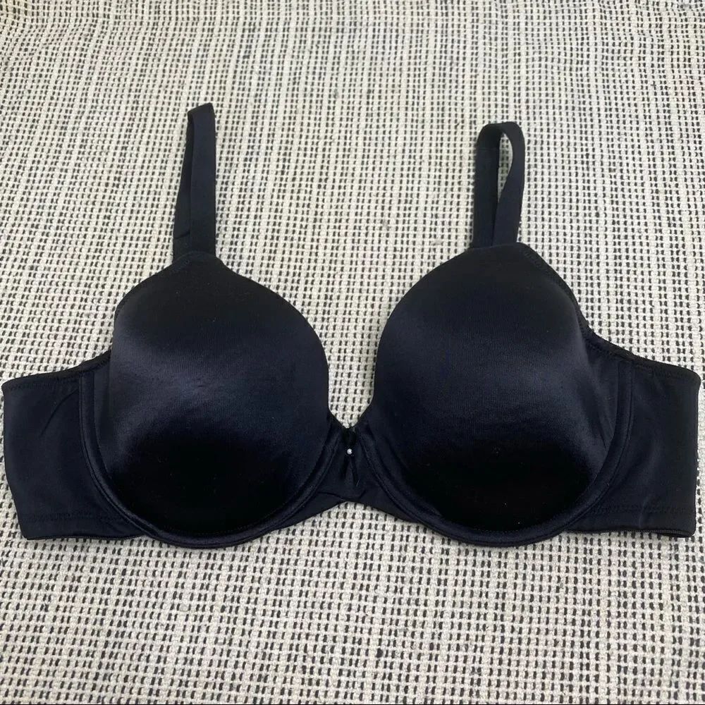 Barely Breezies Modestly lined black smooth tshirt bra size 38B - Picture 2 of 4